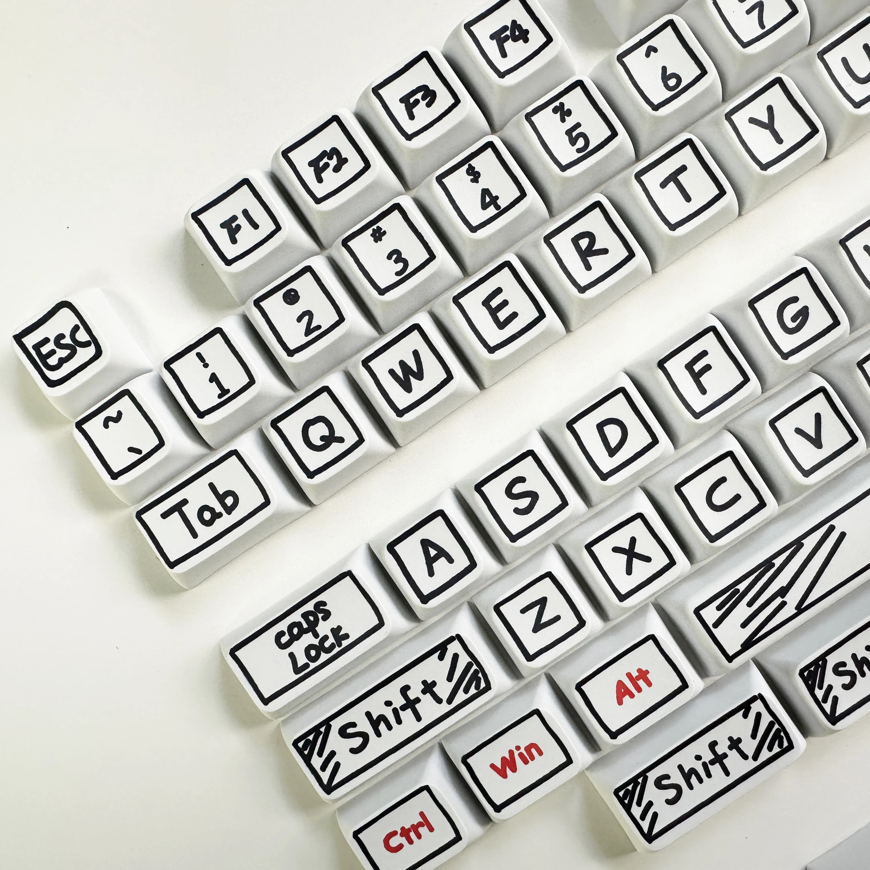 125 Keys XDA Profile Graffiti  - Gaming Keyboard Ergo recension och pris