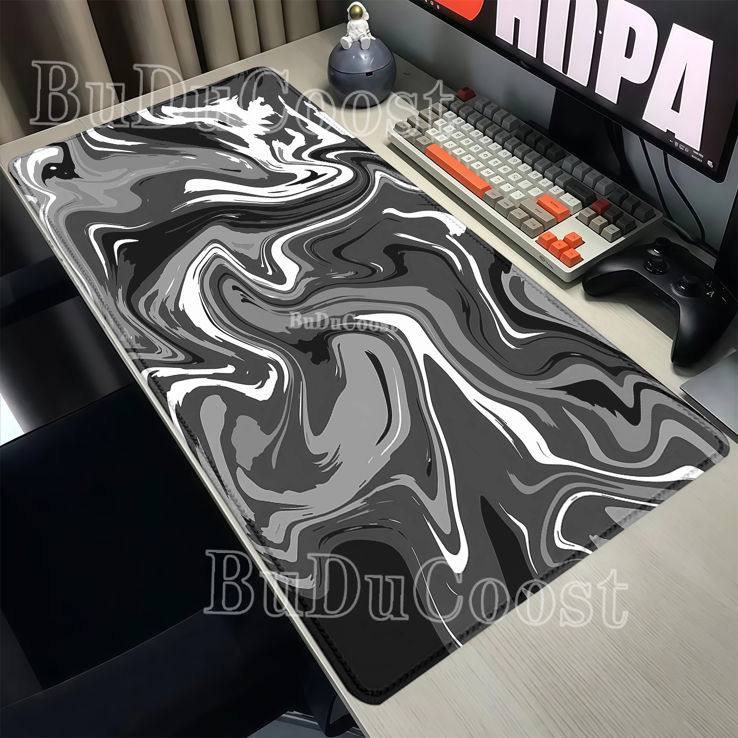 black and white Strata Liquid  - Gaming Keyboard Typewriter recension och pris