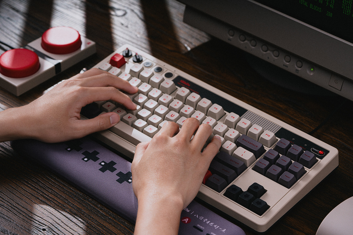 8Bitdo Retro Mechanical Keyboa - Gaming Keyboard Bluetooth recension och pris